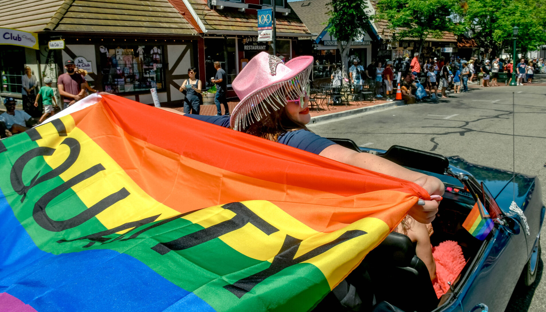 062522 SYV Pride Parade 11.JPG